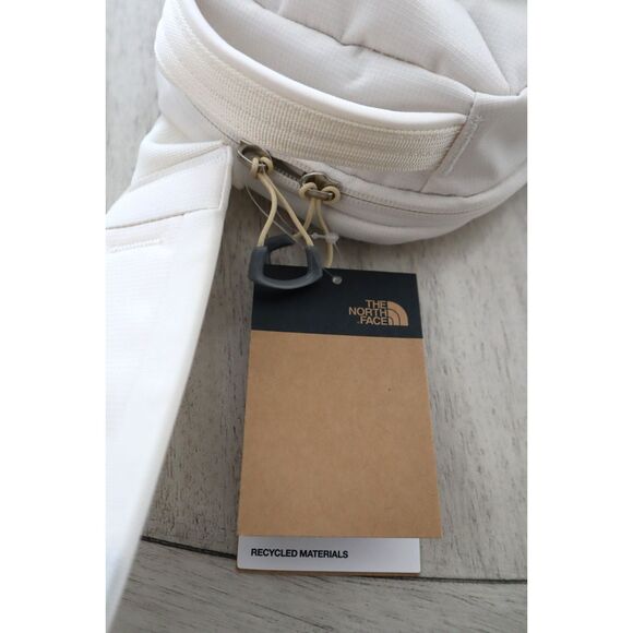 The North Face NF0A52UP4PA Unisex O/S Gardenia White Borealis Sling Bag - Picture 15 of 16